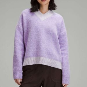 Lululemon Alpaca-Wool blend V-Neck sweater small. heathered digital lavende4